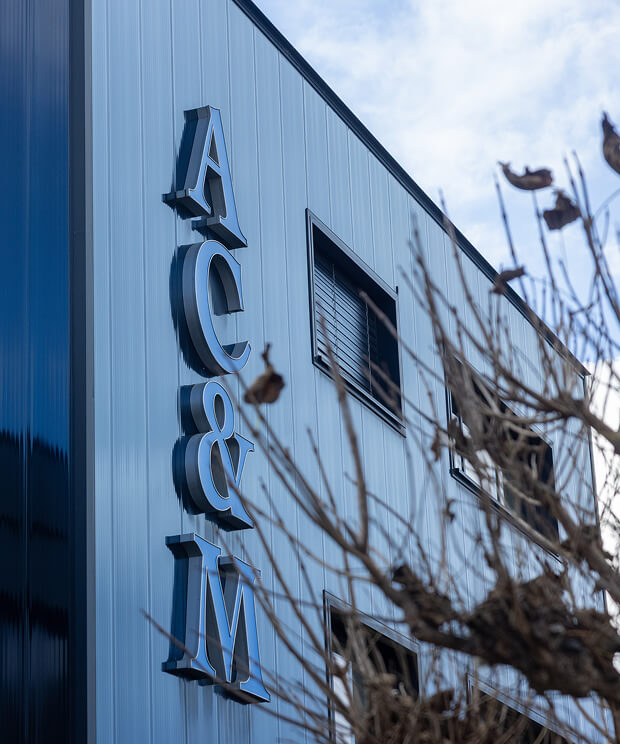 front.contact.building_image_alt